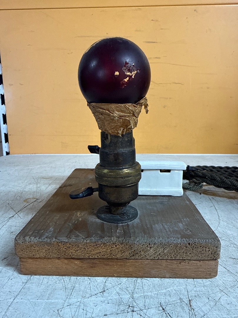 Lampe de table – Bryant – Table Lamps – Vintage bois laiton