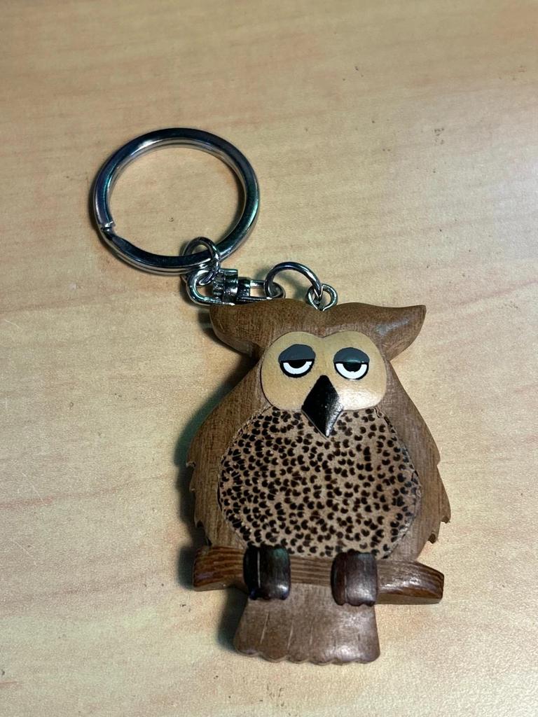 Porte clé sculpté Chouette / Hibou en bois