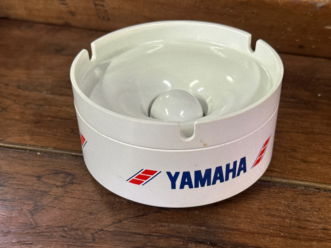 Cendrier Yamaha – Vintage blanc