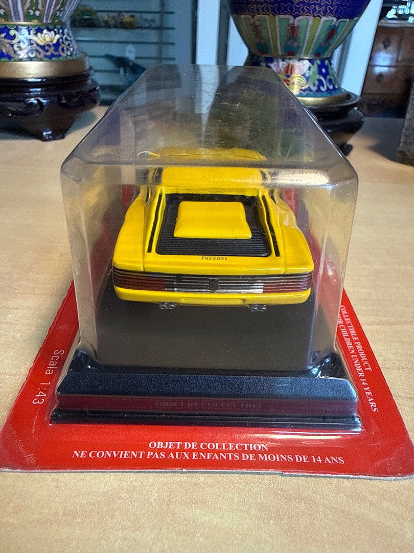 Voiture miniature – Ferrari Testarossa – Jouets – Jaune 1/43