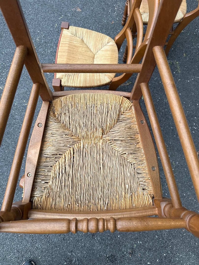 Lot de 4 chaises paillées en bois