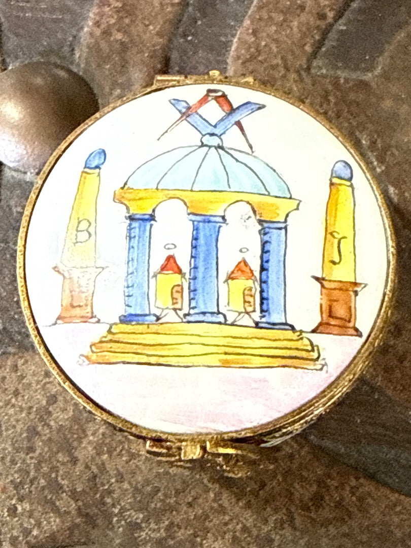 Boîte en porcelaine – Limoges – Décoration – Maçonnique
