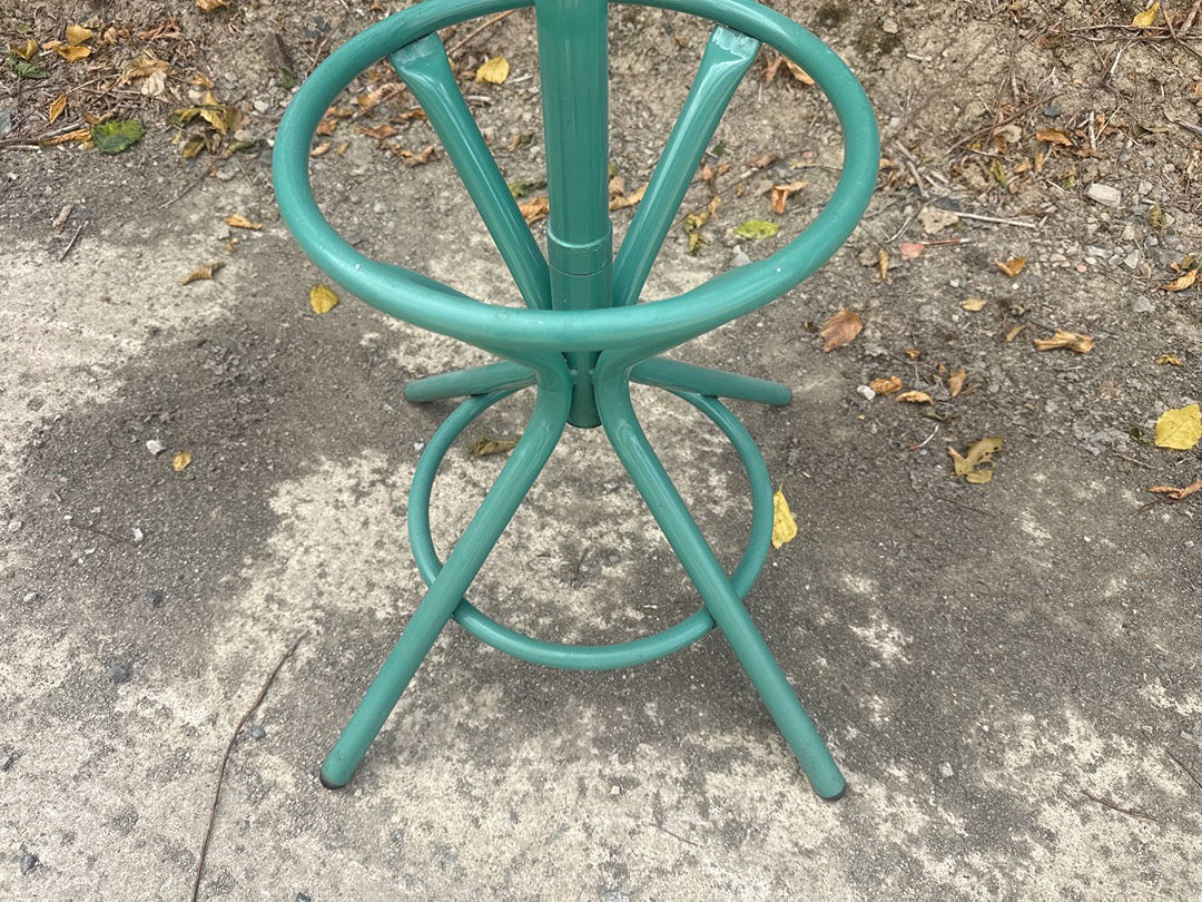 Porte-manteau sur pied – Vintage – Rangement – Métal vert pastel