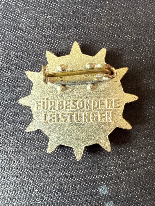 Insigne – Dfd Ddr – Broches – Epinglette Rda