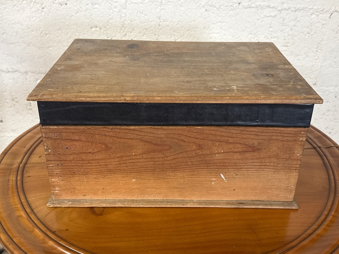 Boite de rangement en bois vintage – Coffret compartimente
