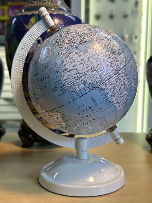 Petit Globe Terrestre