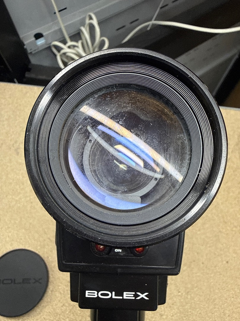 Caméra Super 8 – Bolex 581 – Électronique – Avec mallette