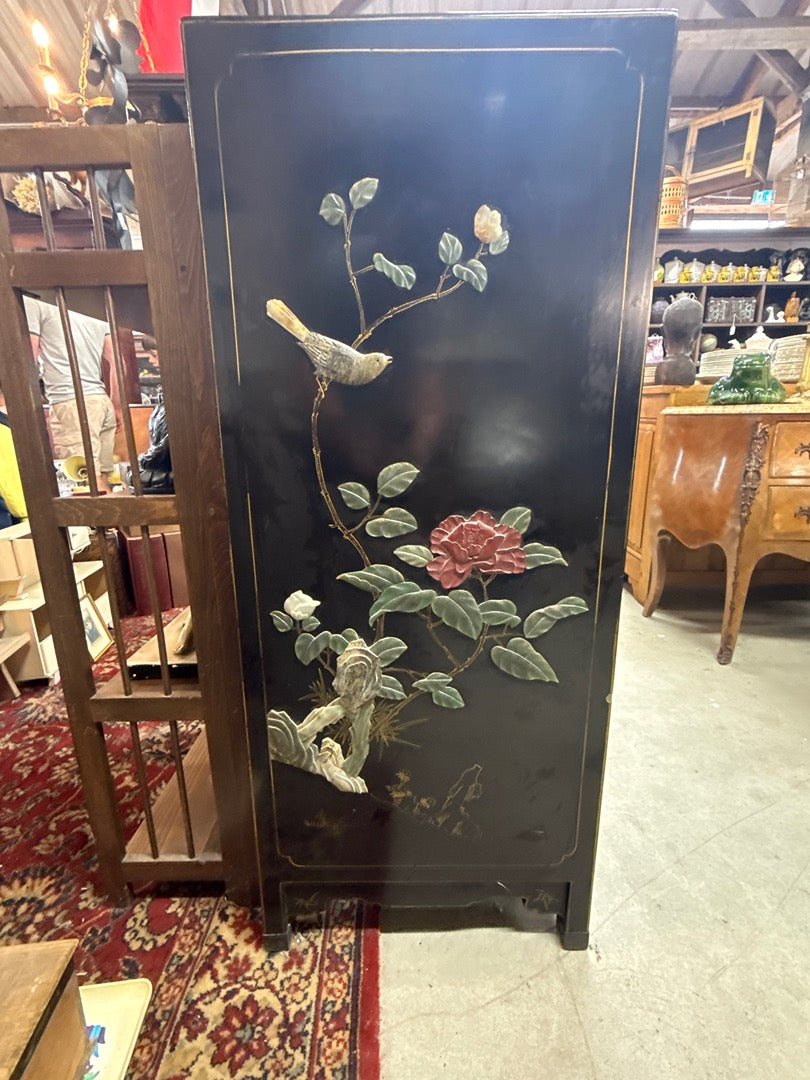 Armoire chinoise noire incrustations – Meuble vintage