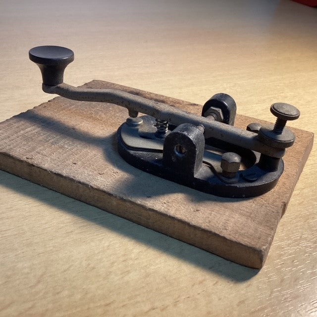 Manipulateur Commande Radio Morse Key Telegraph ( ARMY ?)