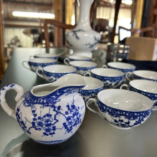 Ancien service a thé japonais en porcelaine ensemble de 13éléments