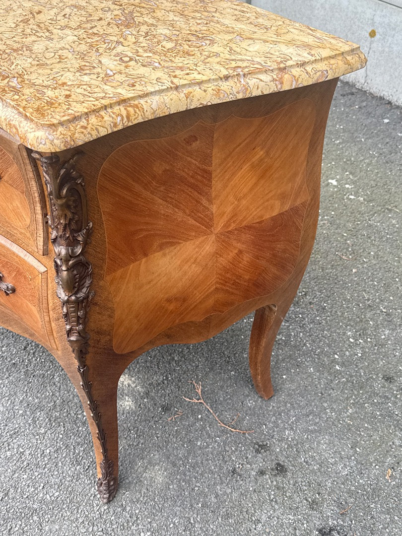 Commode Baroque - Bois Et Marbre - Mobilier - Style Louis Xv
