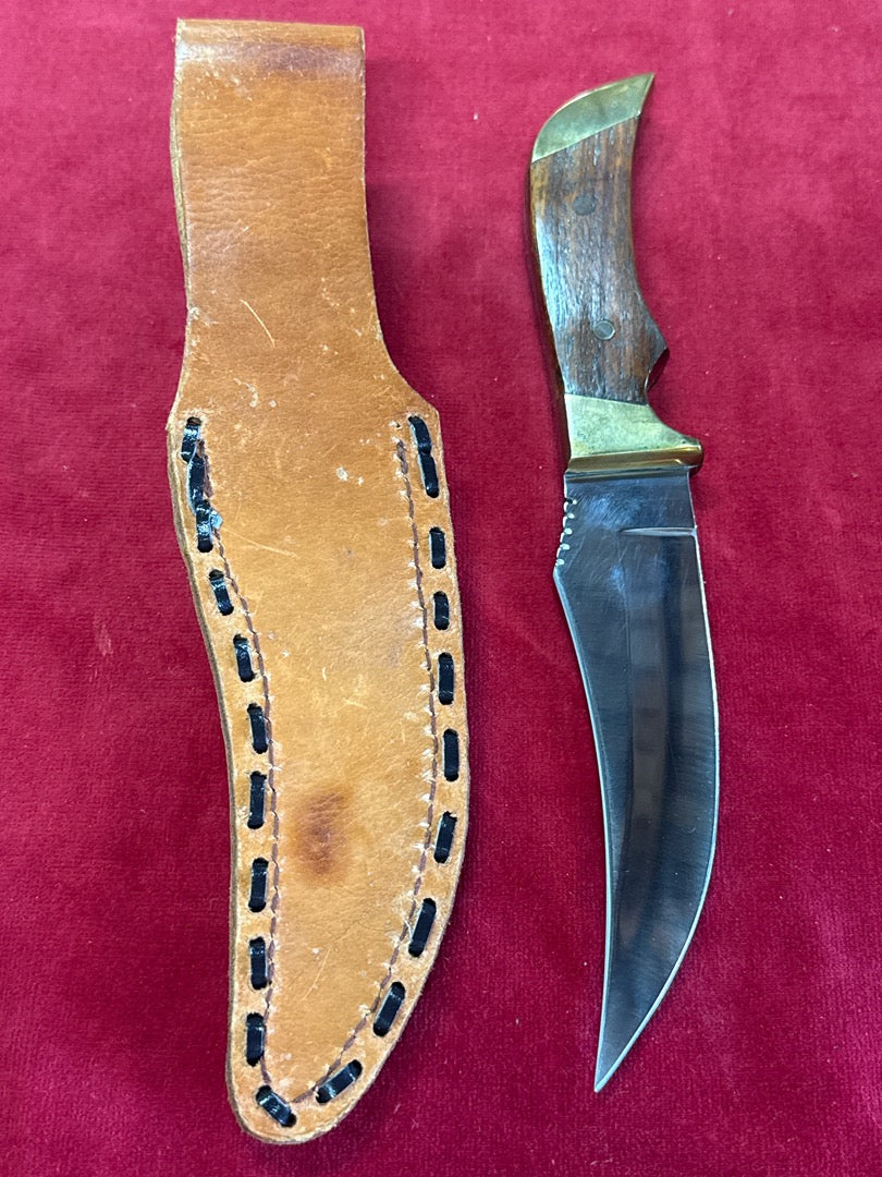 Couteau de chasse – Étui cuir