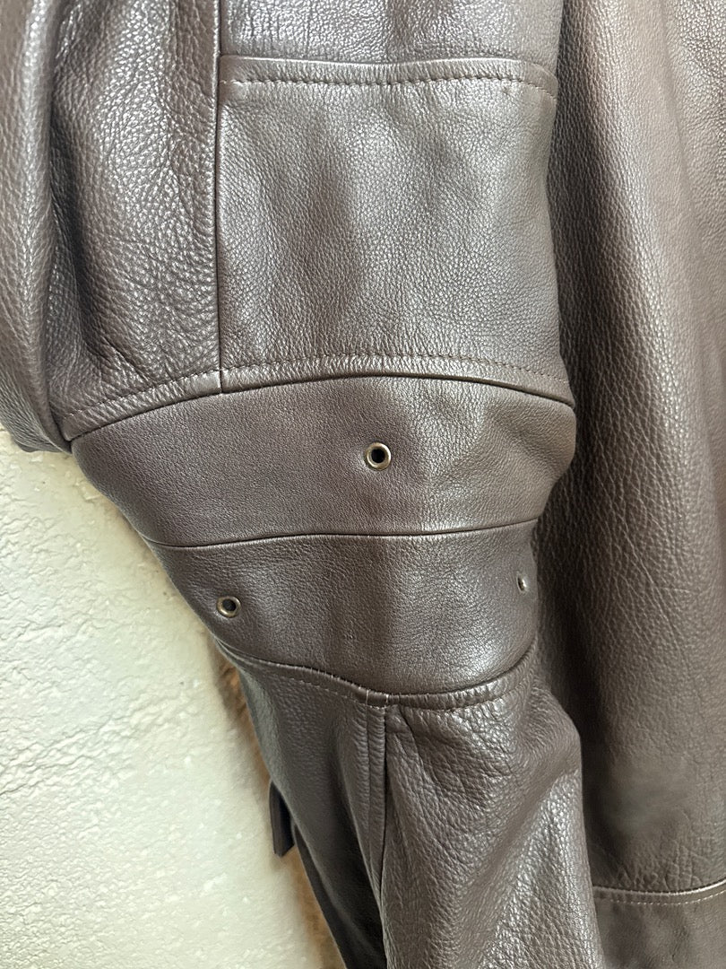 Blouson en cuir marron vintage col fourrure