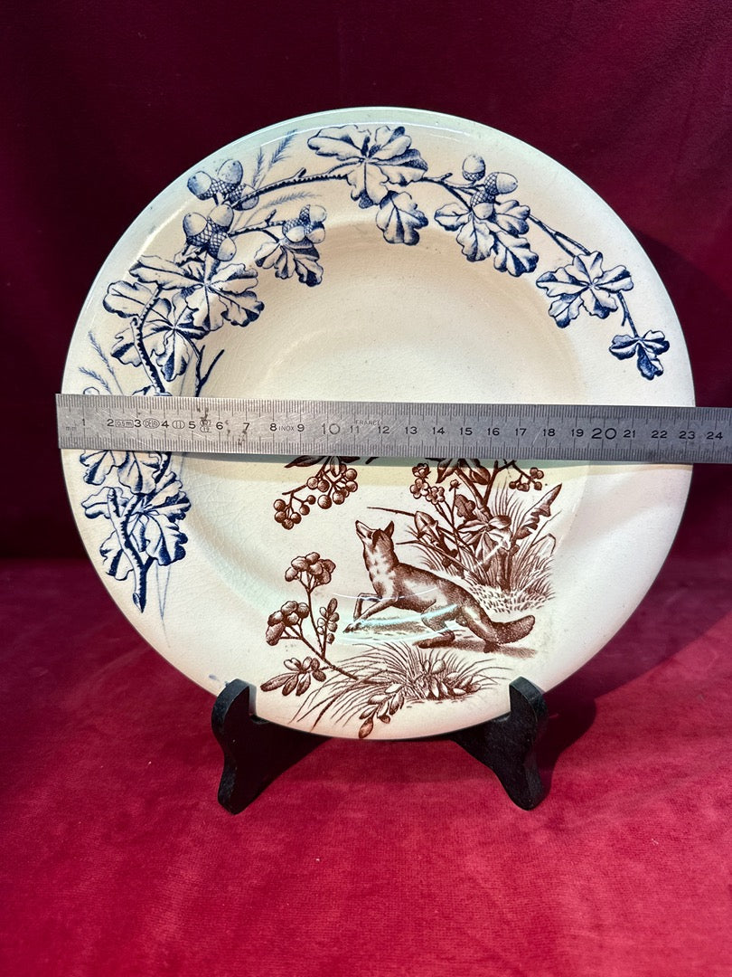 Assiette creuse ancienne Terre de fer Chasse J.s. et Cie
