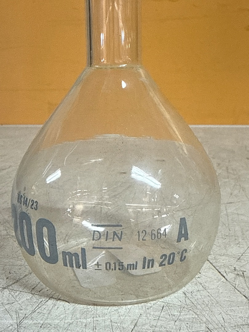 Fiole jaugée – Hirschmann – Verre – Gobelet laboratoire transparent