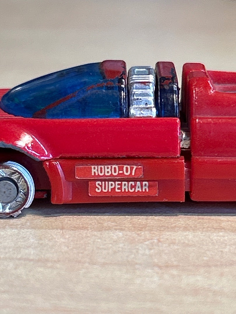 Petite voiture transformable Robo 07 Supercar rouge