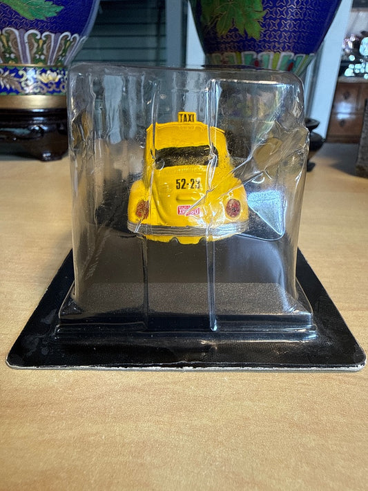 Voiture miniature – Volkswagen Beetle Taxi – Jouets – Rio de Janeiro 1985