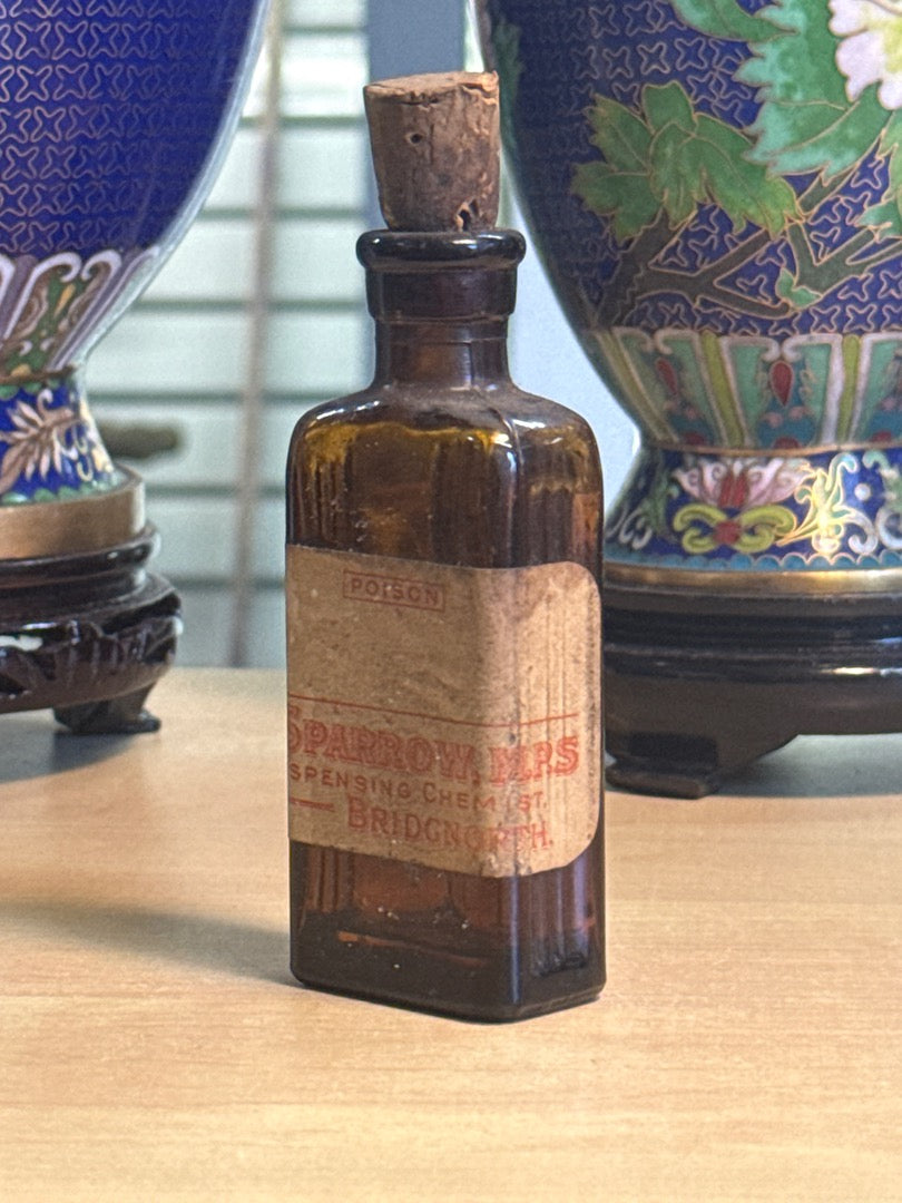 Flacon poison – R. Sparrow – Ornement – Verre ambré vintage