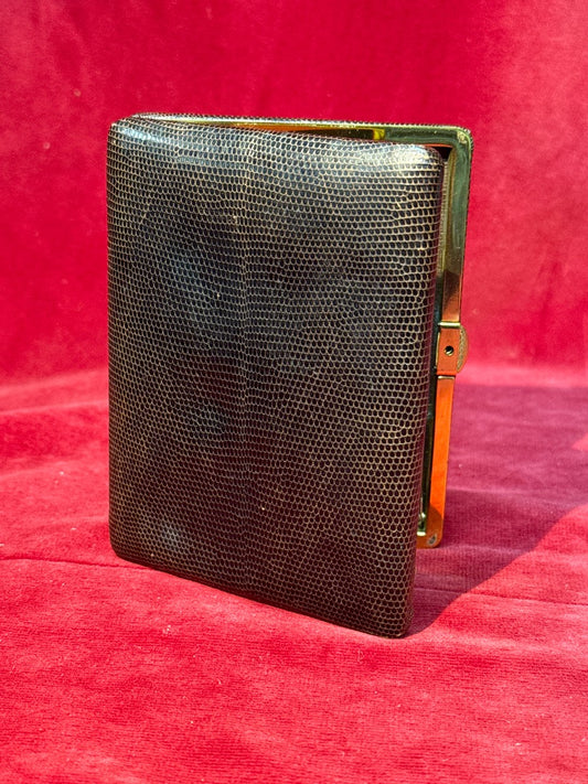 Etui a cigarette ancien cuir Le Tanneur