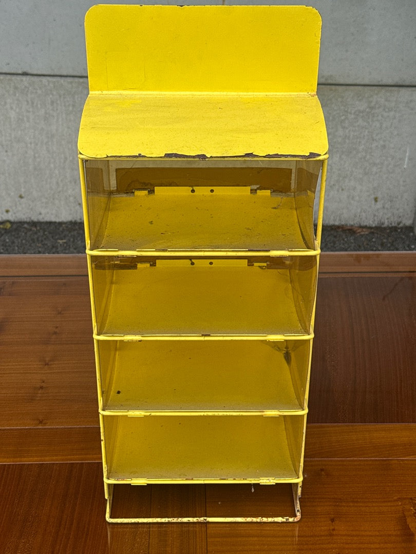 Présentoir jaune – Leaf – Collection – Vintage chewing-gum