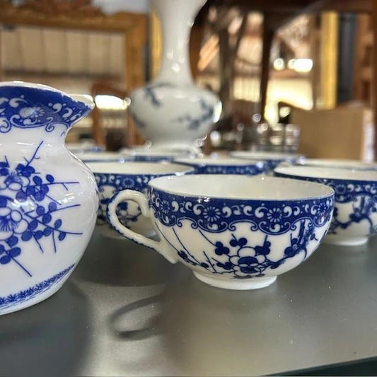 Ancien service a thé japonais en porcelaine ensemble de 13éléments