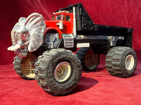 Camion benne Monster Truck Majorette 2150 éléphant vintage