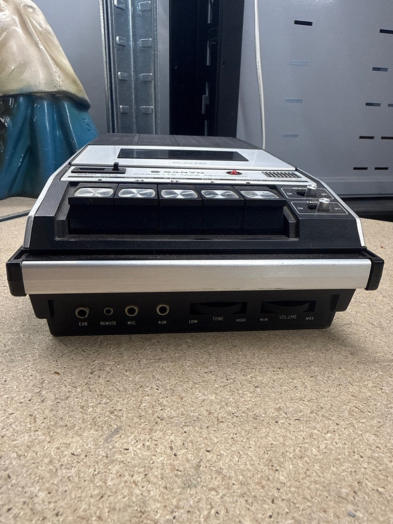 Lecteur cassette – Sanyo M 2533 – Audio – Vintage noir argent