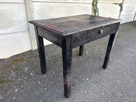 Table de ferme – Artisanale – Mobilier – Bois noir patiné