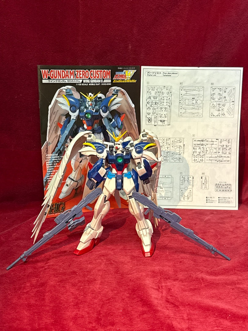 Figurine Wing Gundam Zero Custom Bandai