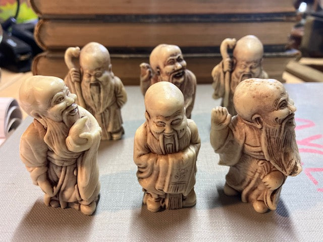 Lot 6 Figurine Moine Bouddhiste Japonais Cognac Bisquit