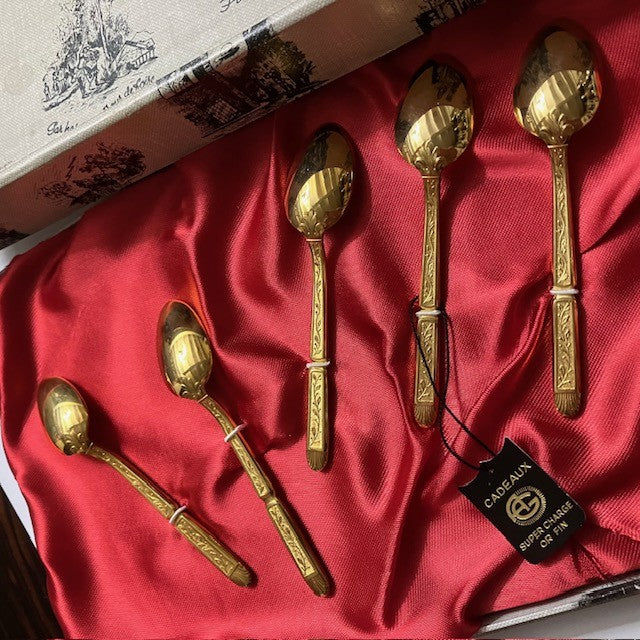 Coffret Présentoir De 6 Petites Cuillères En Plaqué Or Poinçon AG