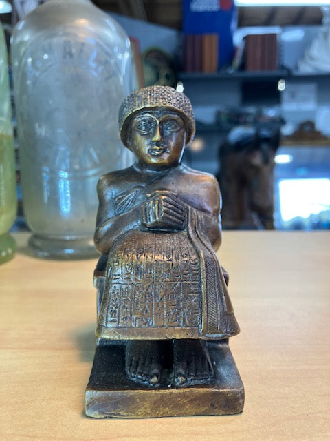 Statue Gudéa  Antiquité Orientale 2120 av JC Bronze