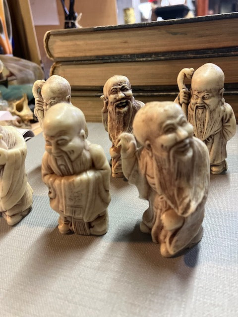 Lot 6 Figurine Moine Bouddhiste Japonais Cognac Bisquit