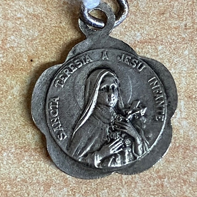 Ancienne Médaille Religieuse Sainte Therese De Lisieux