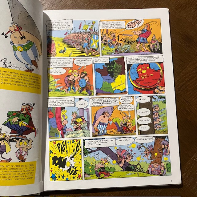 Bande Dessinée, Album Double Astérix Le Gaulois / La Serpe D'Or