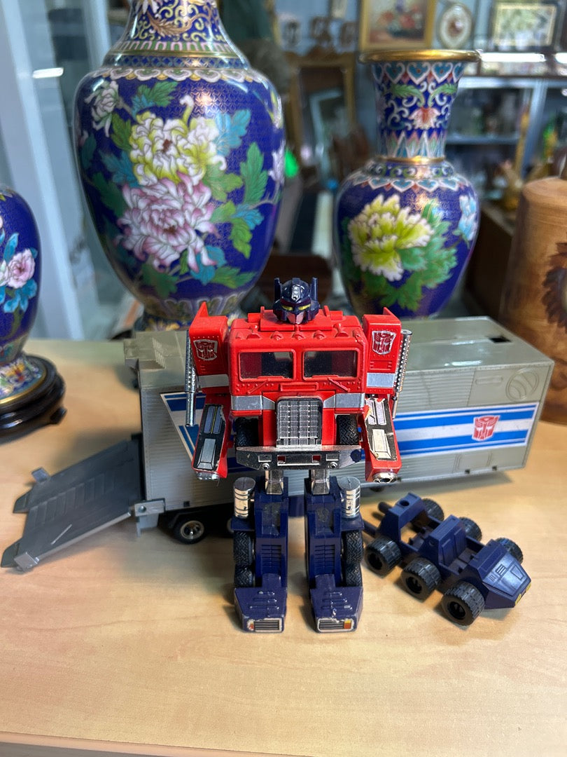 Figurine Optimus Prime Transformers Takara 1980 1987 G1