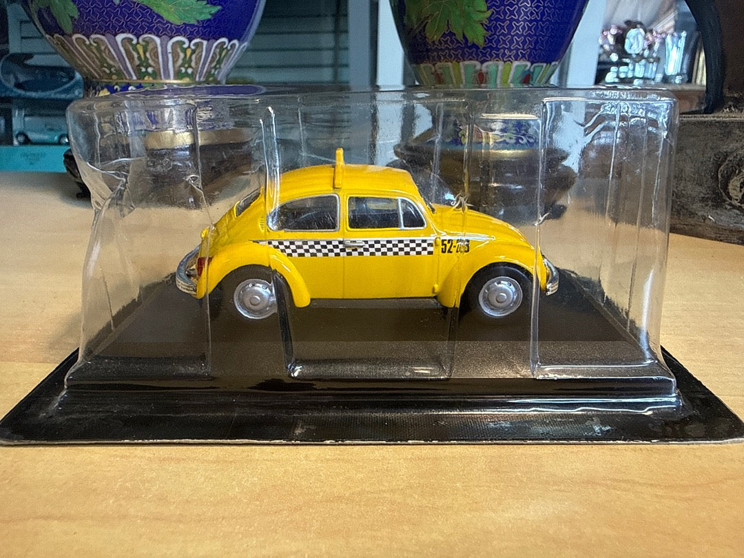 Voiture miniature – Volkswagen Beetle Taxi – Jouets – Rio de Janeiro 1985