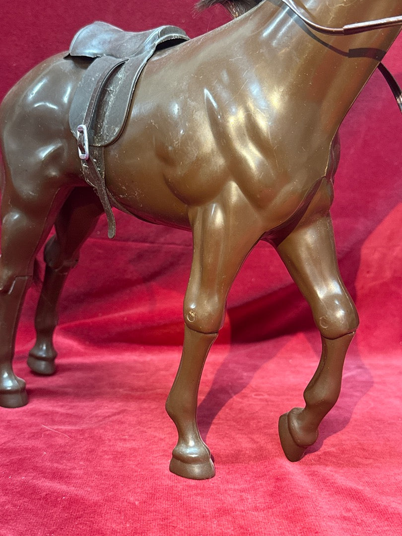 Figurine cheval Mustang Action Joe jouet marron avec selle