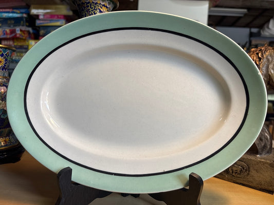 Plat de service – Fb – Vaisselle – Ovale vert liseré noir