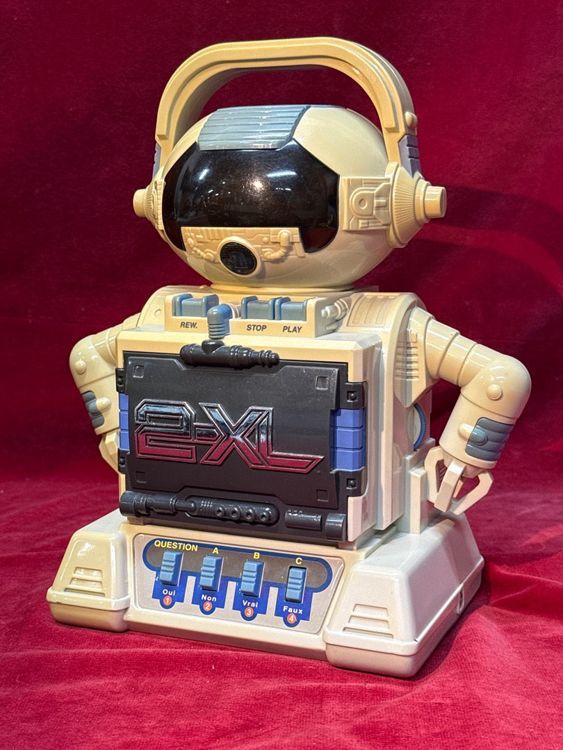 Robot interactif vintage 2-xl Tiger Electronics