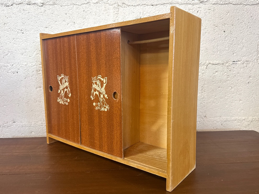 Armoire poupée vintage Bambi – Meuble miniature bois