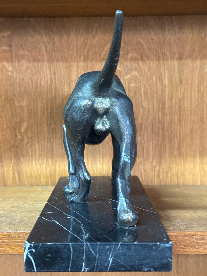Sculpture – Chien de chasse style Bronze