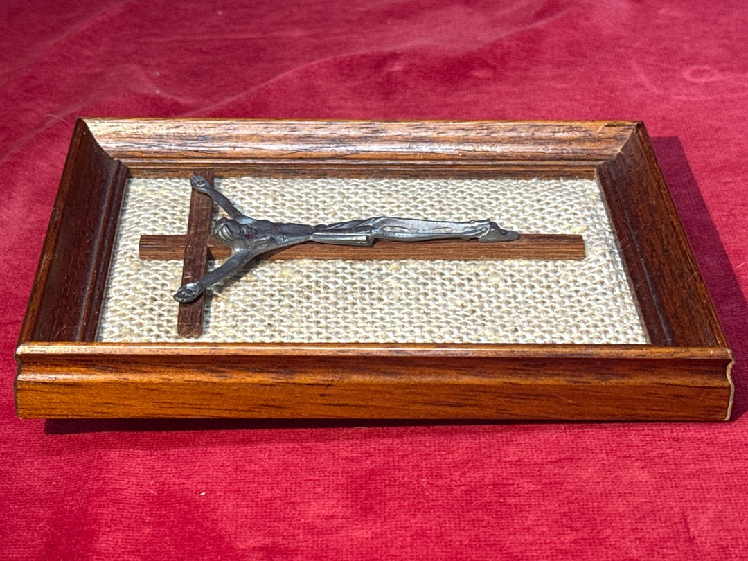 Tableau crucifix crucifix en bois et métal