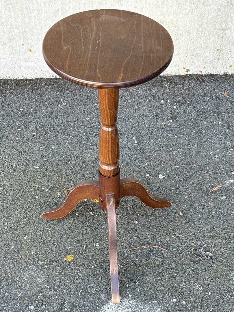 Sellette en bois – Vintage – Ornements – Pied tripode
