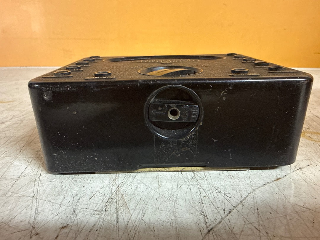 Multimètre – Avo Universal Avominor – Outil de mesure – bakélite vintage collection