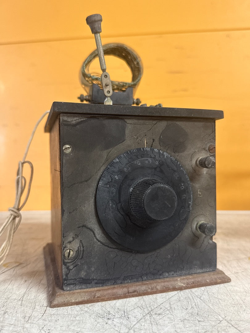 Poste de radio – Tsf – Radio – Vintage bois marron