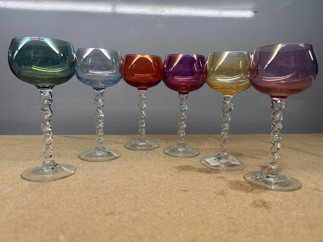 Service de 6 verres à pied – Style Roemer – Service de verres – Multicolores à pied torsadé
