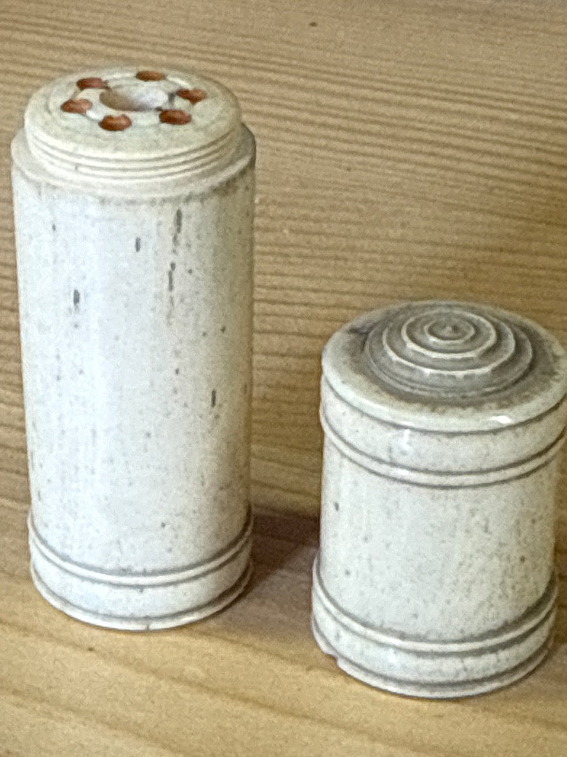 Salière de voyage – Vintage – Art de la table – Os tourné