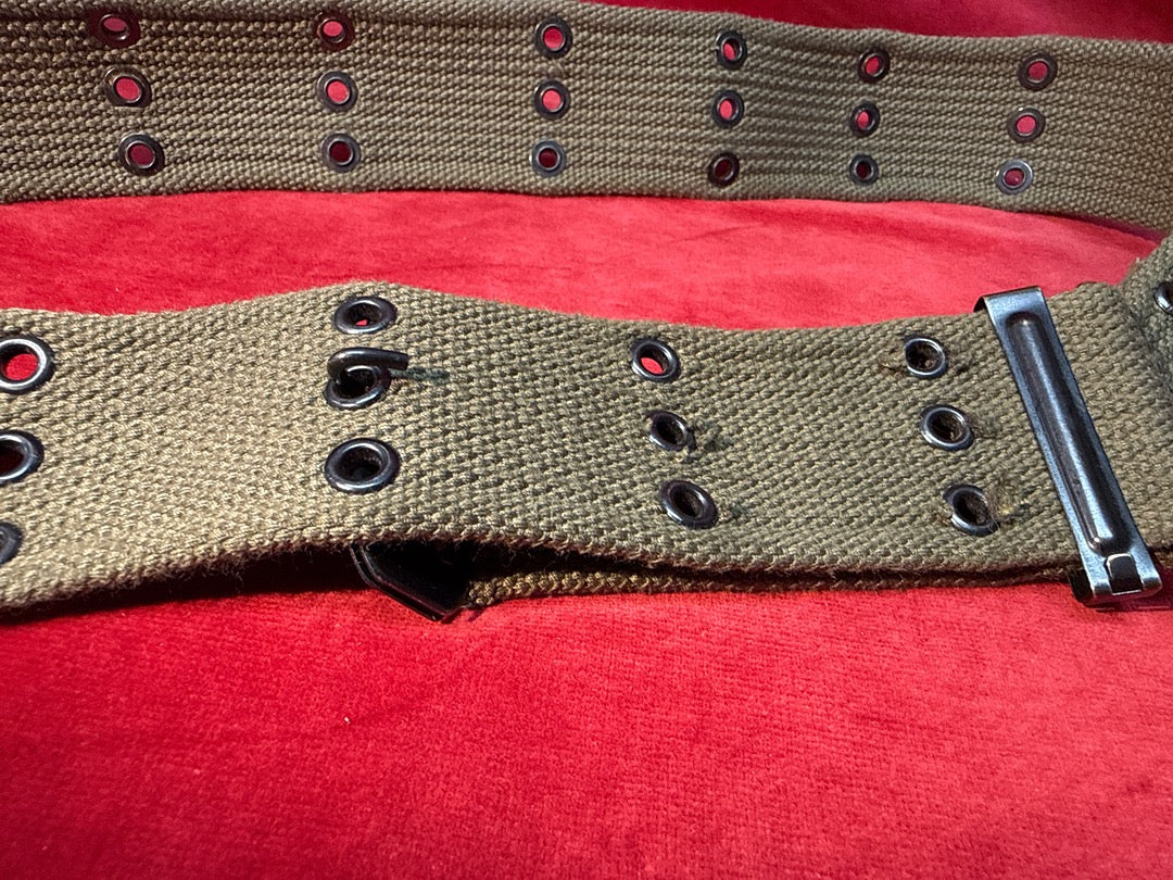 Ceinture militaire kaki vintage bouclerie métal