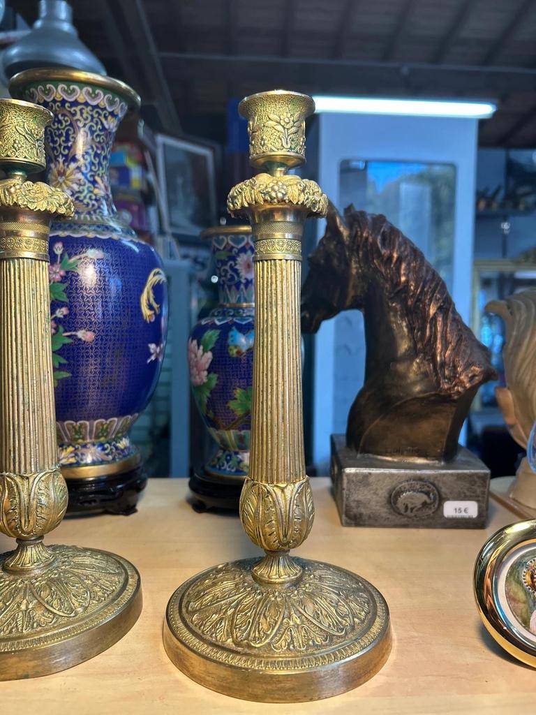 Paire de Bougeoirs Anciens En Bronze Doré